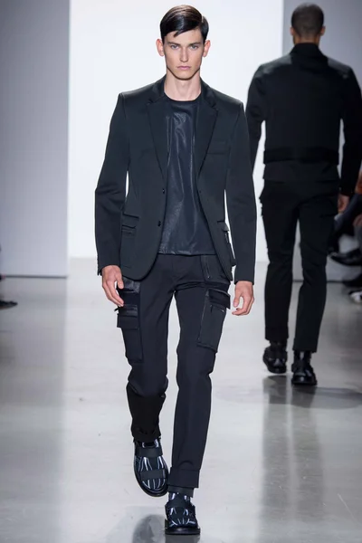 Look 36